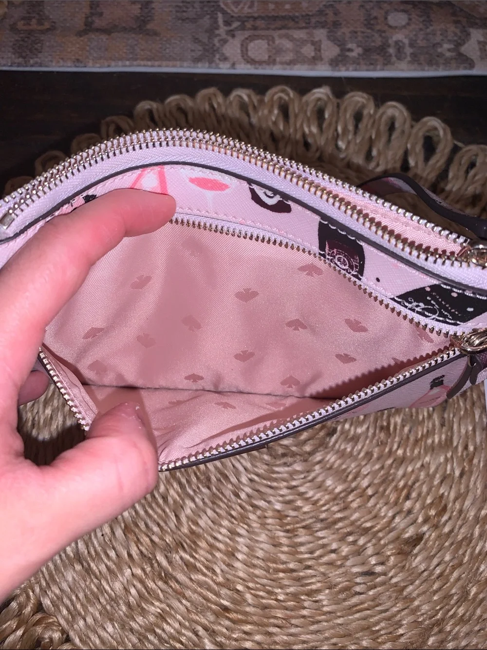 Kate spade Champagne Toss pink multi wristlet